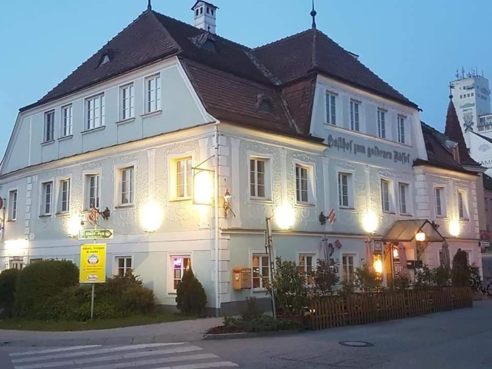 Stadt Pub Zwettl Extérieur photo