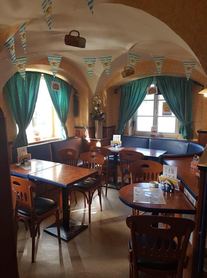 Stadt Pub Zwettl Extérieur photo
