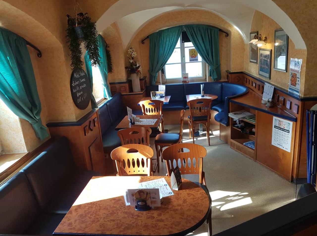 Stadt Pub Zwettl Extérieur photo